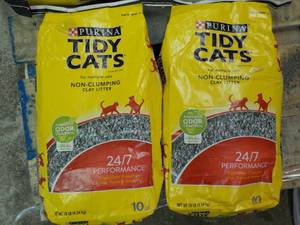 lot 147 image: 2 - 10 lb. Bags Purina Tidy Cats Cl...