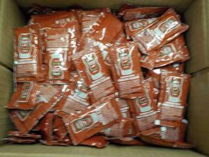 lot 166 image: Case of 200 Packets Heinz Tomato Ke...