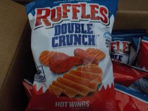 lot 324 image: Case of Ruffles Double Crunch Hot W...