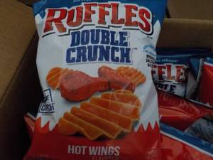 lot 325 image: Case of Ruffles Double Crunch Hot W...