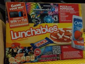 lot 344 image: Case of 11 - 4.7 oz Boxes Lunchable...