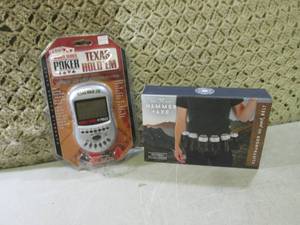 (F-0) Texas HoldEm Handheld Game a...