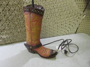 (EC1) Cowboy Boot Lamp ...