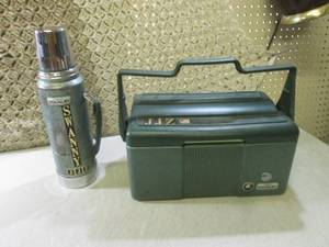 (F-0) Stanley Thermos and Lunch Coo...