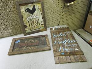 (FS) 3 Wood Decor Signs...