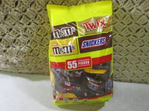 (B-3) 55pc Bag of Mini Candy Bars B...