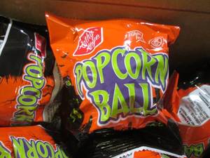 (A-4) Box of 40 Popcorn Balls Best ...
