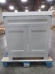 lot 318 image: Everdean 30.50 in. W x 18.75 in. D Bath Vanity in Pearl Gray with Cultured Marble Vanity Top in White with White Basin - Cracked Top.