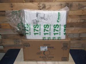1000 - 7 Styrofoam plates, 500 Styrofoam trays