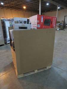 Huge pallet salvage Small appliances and more - As Is