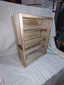 lot 128 image: Wood Display Shadow Box with Shelves