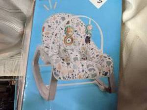 lot 51 image: Infant to Toddler Rocker Chair
