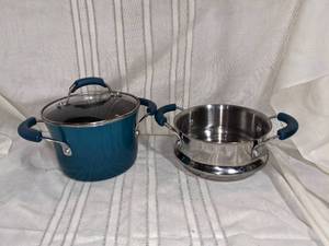 lot 145 image: 2 Part Rachel Ray Cookware