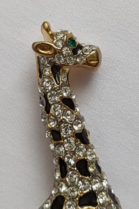 Vintage Enamel and Rhinestone Giraffe Brooch