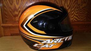 lot 121 image: Arctic Cat Helmet