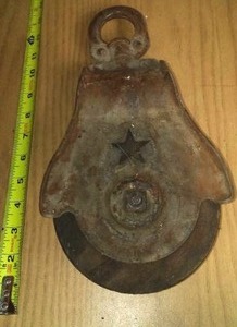lot 144 image: Vintage hayloft pulley wheel