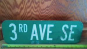 lot 159 image: 3rd Ave. SE Street sign- double sided.