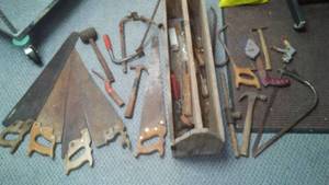 lot 259 image: Toolbox and tools.