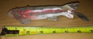 lot 265 image: Vintage wooden spear fish decoy.