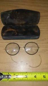 lot 277 image: Antique glasses and case.