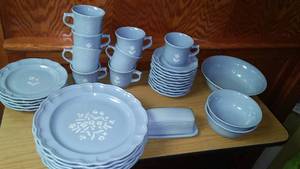 lot 316 image: Set of pfaltzgraff dinnerware excellent.