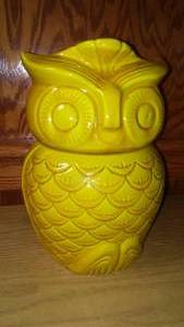 lot 867 image: Owl cookie Jar  vintage.