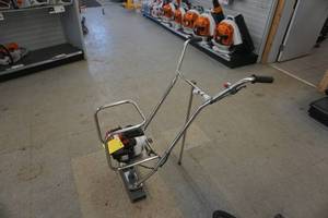 lot 20 image: North Star Brand Power Concrete Screed Head
