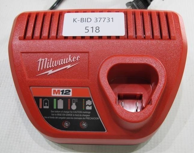 lot 555 image: Milwaukee 48-59-2401 M12 12-Volt Lithium-Ion Battery Charger