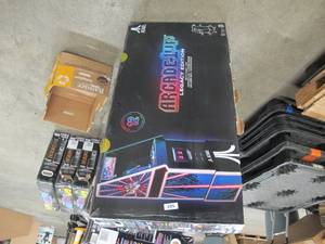 lot 507 image: New in Distressed Box - Arcade1Up - Atari Tempest Legacy Arcade w Riser - Unassembled