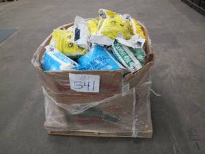 lot 541 image: 1350 Pounds of Water Softener Salt - Mixture of Types