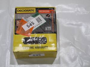 lot 545 image: Deckmate #10 x 3-12 in. Star Flat-Head Wood Deck Screws - RED - Roughly 240 Screws