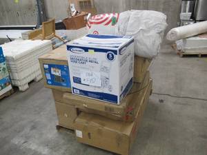 lot 582 image: Pallet of BadMissing Parts Items from Home Depot