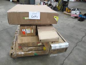 lot 600 image: Pallet of BadMissing Parts Items from Home Depot