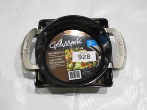 lot 928 image: Grill Mark Mini Grill Wok Veggy Cooking Basket Set 6 - 2 piece 8455271