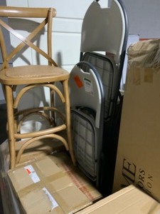 Pallet of Salvaged Miscellaneous Home Decor, Patio, Kitchen & Bath and More of Household Items. ALL FOR PARTS OR REPAIR. See Pictures