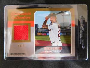 lot 179 image: 2019 Topps Heritage Clubhouse Collection Gold Jersey Byron Buxton Serial #6099