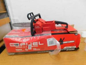 Milwaukee M18 FUEL 16 in. 18-Volt Lithium-Ion Brushless Cordless Chainsaw (Tool-Only)