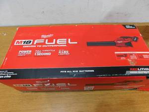 Milwaukee M18 FUEL 120 MPH 450 CFM 18-Volt Lithium-Ion Brushless Cordless Handheld Blower Kit, Rapid Charger