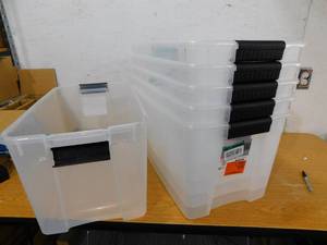(6) plastic totes - clear