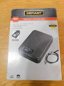 Defiant Defiant Portable Safe Combo
