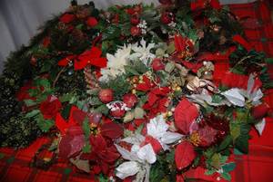 Huge Selection of Holiday Wreaths