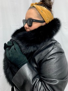 lot 47 image: Butter-Soft Full Length Black Leather Coat wLuxurious Fur Collar - XL-XXL
