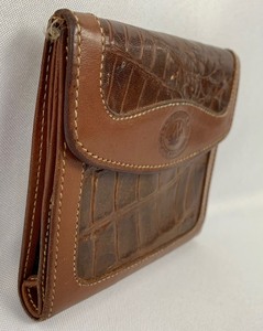 lot 50 image: Brahmin Trifold Ladies Leather Wallet w Attached Coin Purse
