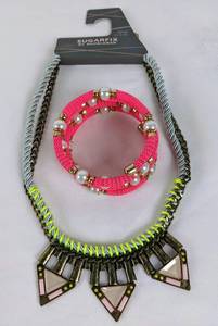 lot 131 image: Everyday Daring Jewelry Lot - 6 Necklaces (One NWT) and Bracelet