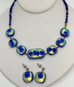lot 92 image: Fantastically Colorful Fused Art-Glass Jewelry