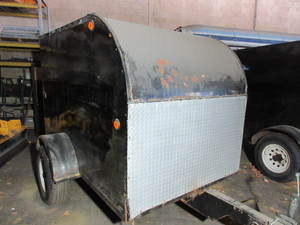 lot 505 image: ENCLOSED TRAILER 5 X 8