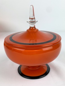 lot 46 image: Retro Orange Glass Serving Set
