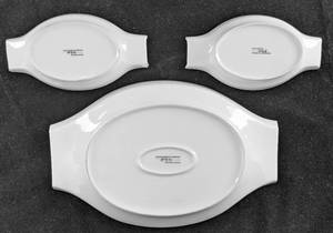 lot 62 image: Vintage Paul McCobb White Contempri MCM Serving Set B