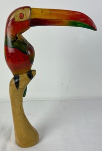 lot 58 image: A Bit of the Tropics Wooden Tropical Birds