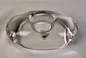 lot 150 image: Fun Oblong Crystal Orrefors Sweden Tealight Candle Holders